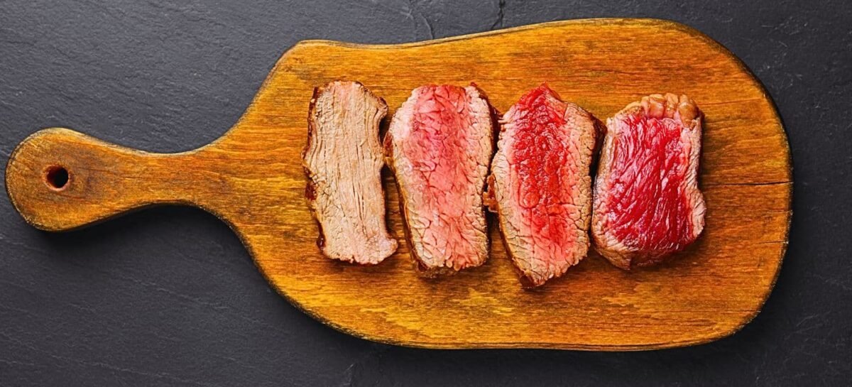 Carne al sangue: cottura perfetta, informazioni nutrizionali, consigli per la sicurezza e ricette