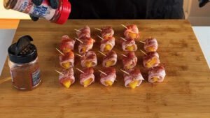 rub sui bocconcini di ananas avvolti nel bacon